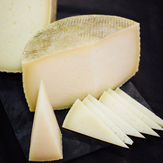 Manchego 1605, Sheep's Milk Cheese, Essex St. Cheese, Spain (8oz)