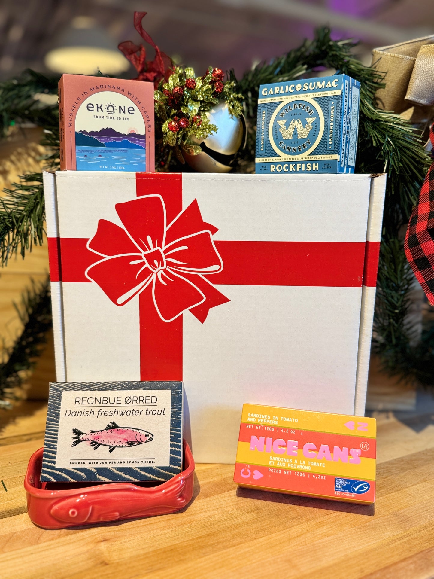 THE DECANT TINNED FISH HOLIDAY GIFT SETS